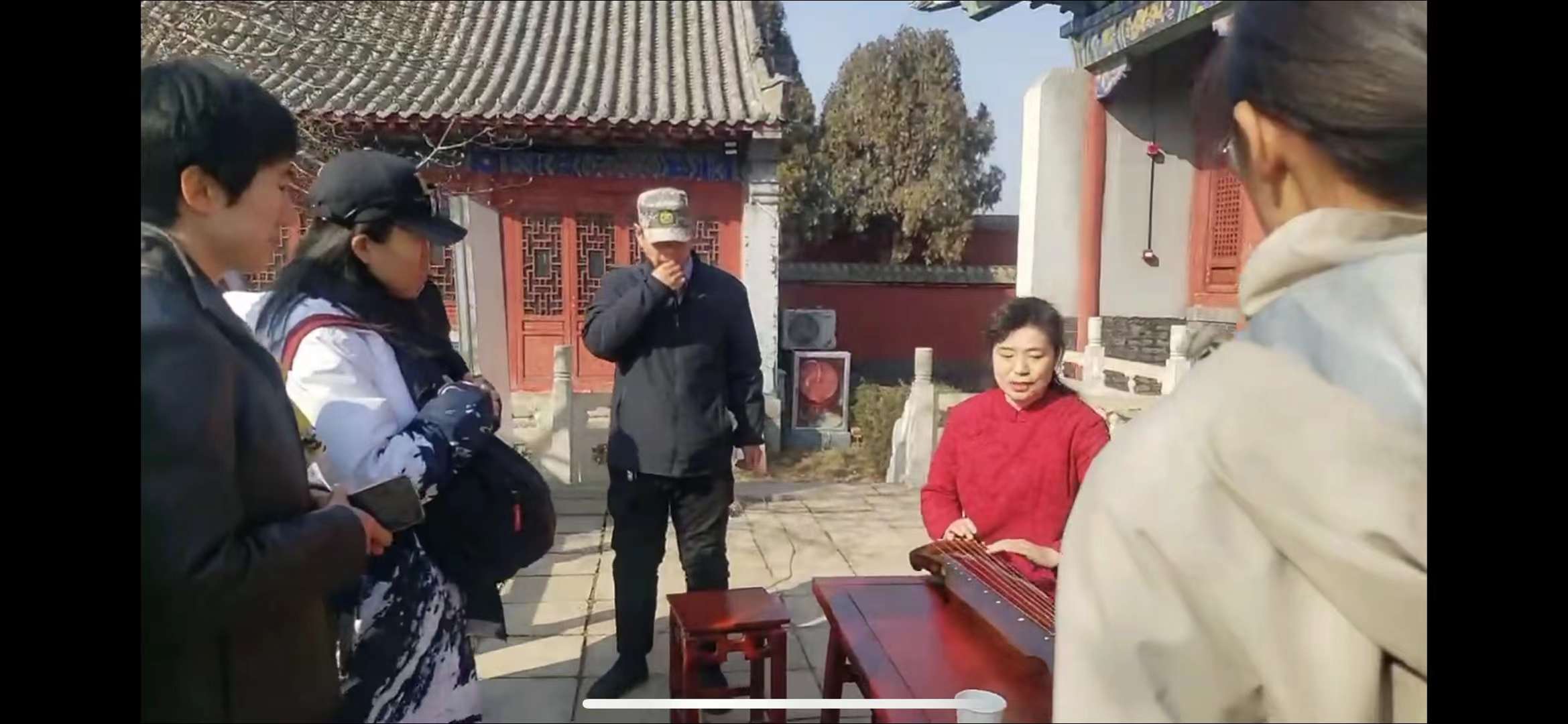 参加百花迎新乐中原文艺展演-4-李建英