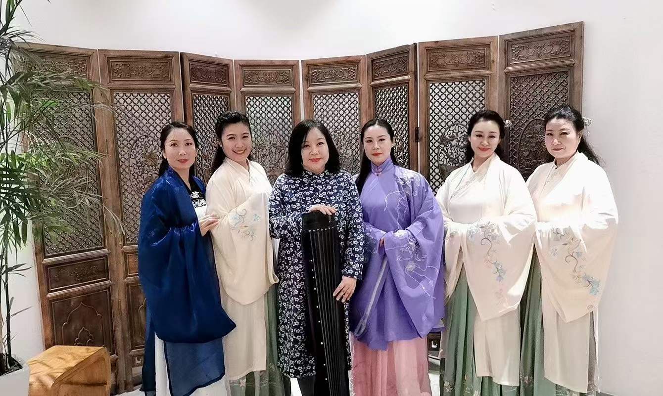 参加“永恒的旋律”安阳市庆祝建党100周年器乐演奏音乐会-3-李建英