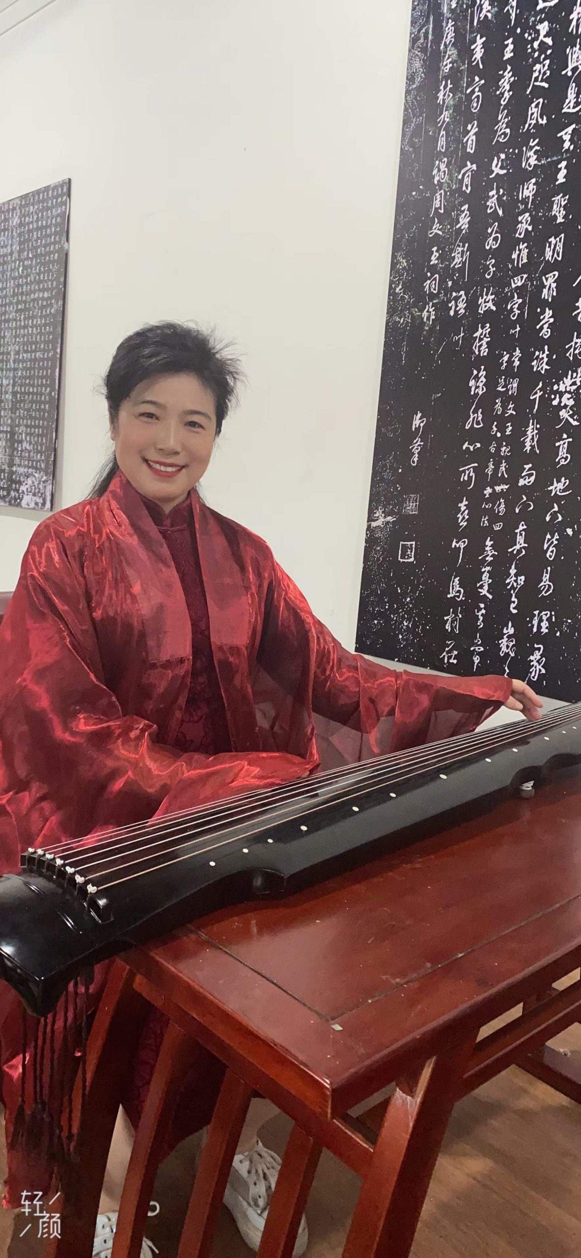 参加纪念中国古琴艺术列入世界非遗名录暨古琴广陵派一代宗师梅日强逝世二十周年古琴音乐会-2-李建英