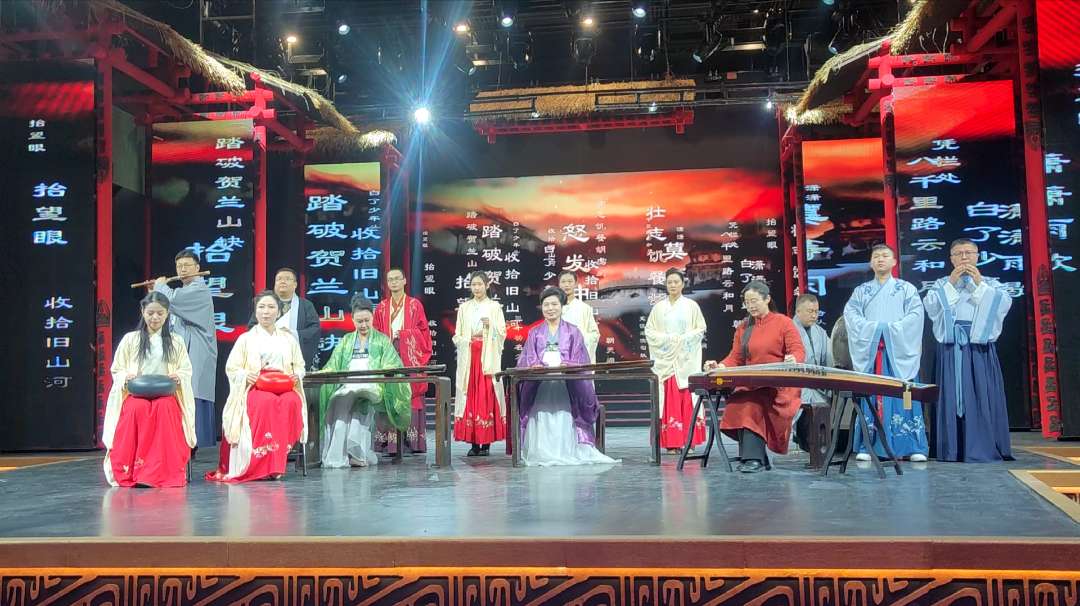 参加安阳殷墟考古文旅小镇惠民文艺演出-2-李建英