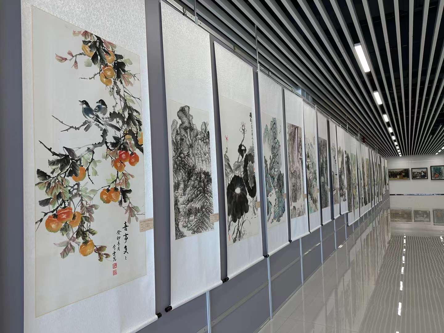 在安阳文体中心新美术馆第四届群众美术书法优秀作品展首次开展-3-李建英