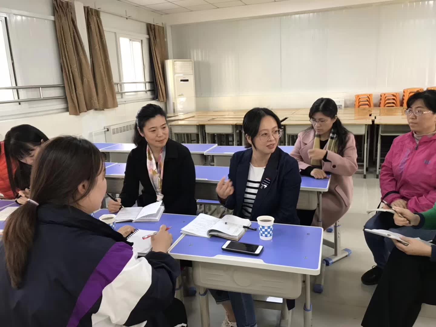 参加河南省人教版小学英语教材跟进培训会-2-李建英