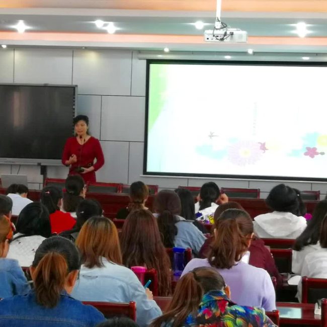 英语教研-17-李建英