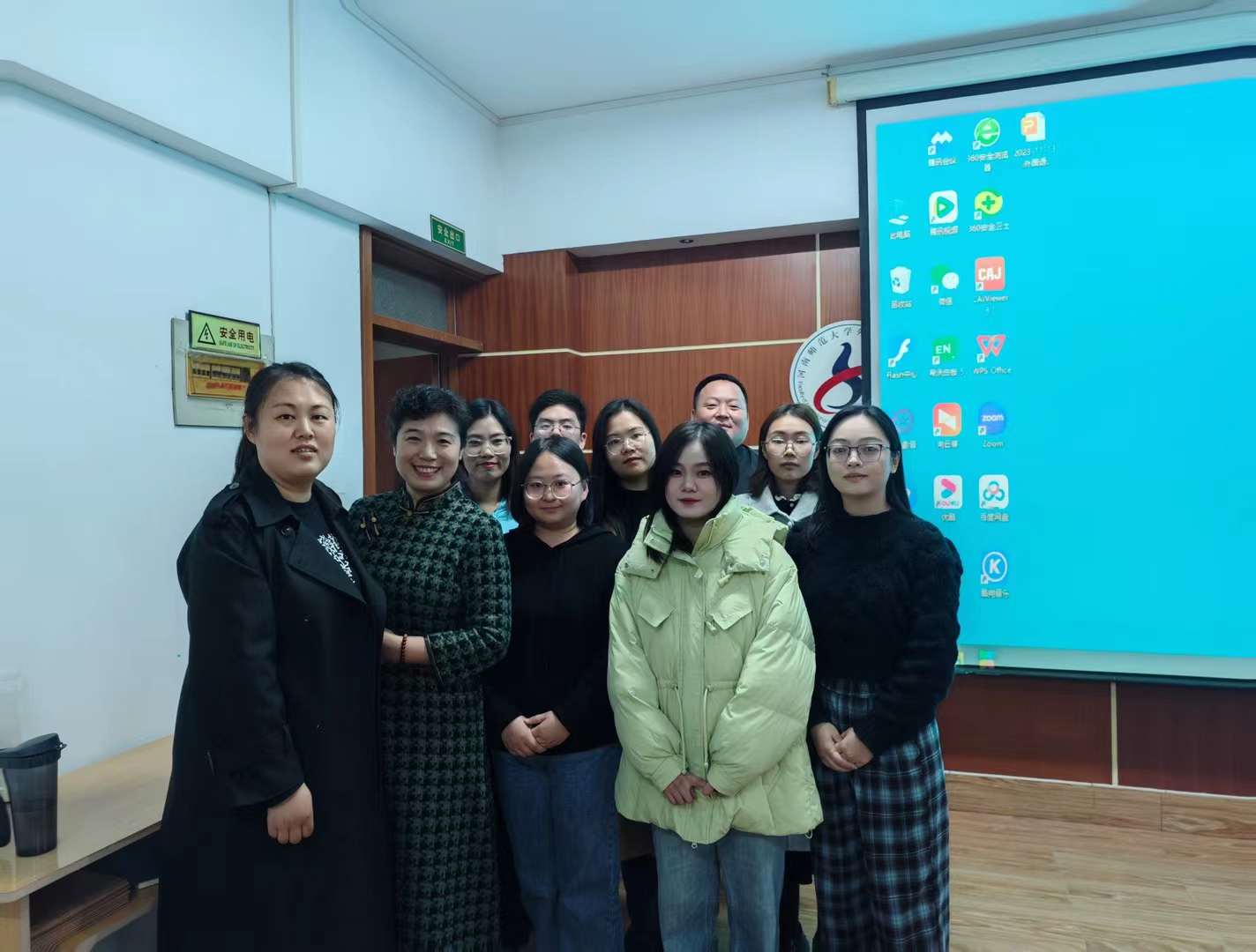 前去河南师范大学国培计划项目讲课-10-李建英