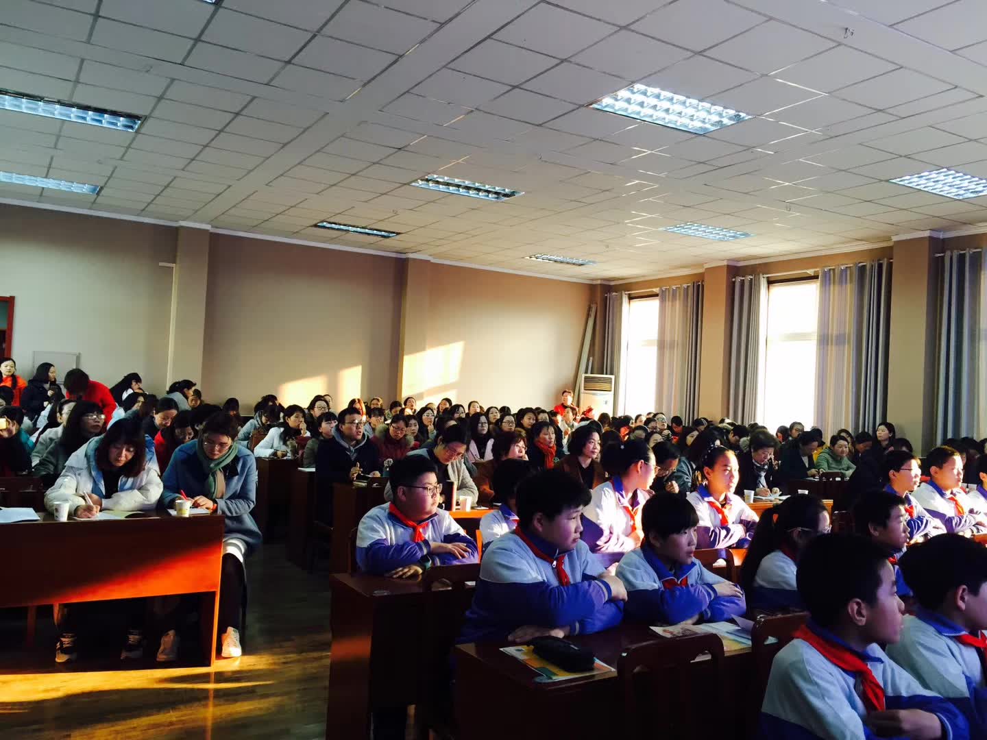 担任河南省第十届小学英语优质课安阳选拔赛评委-4-李建英