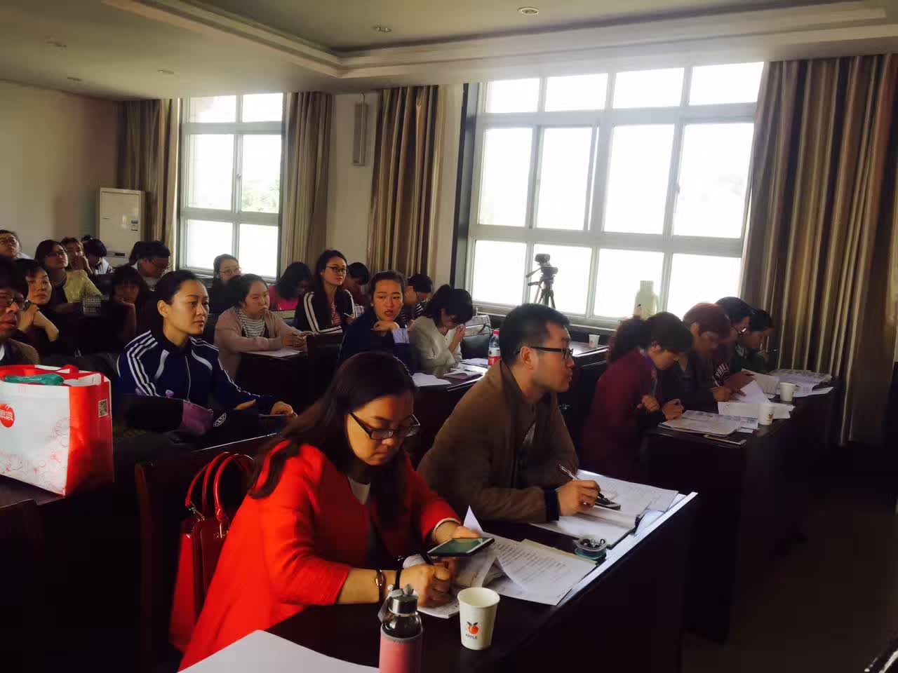 担任北关区2017年度英语优质课比赛评委-11-李建英