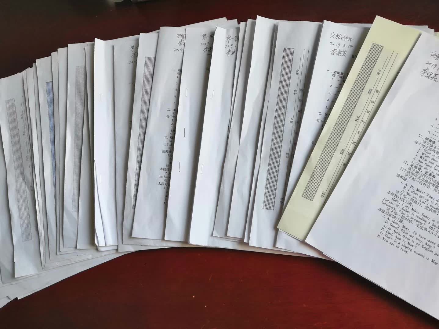 十多年英语考试命卷工作每次都准确无误完成-2-李建英
