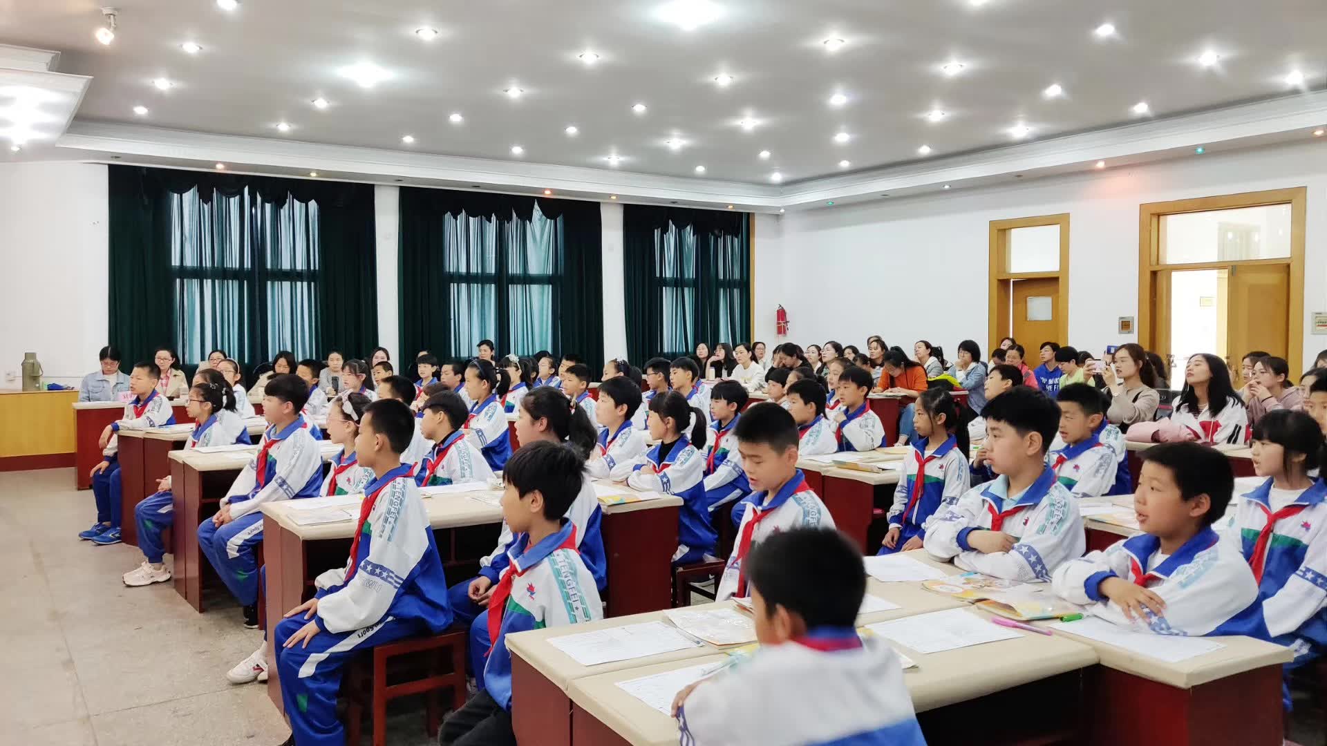 担任北关区2019年度英语优质课比赛评委-18-李建英