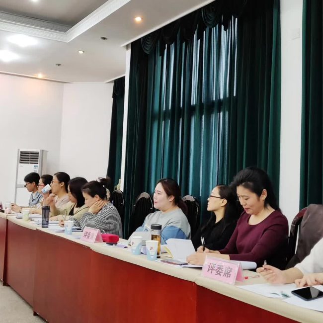 英语教研-8-李建英