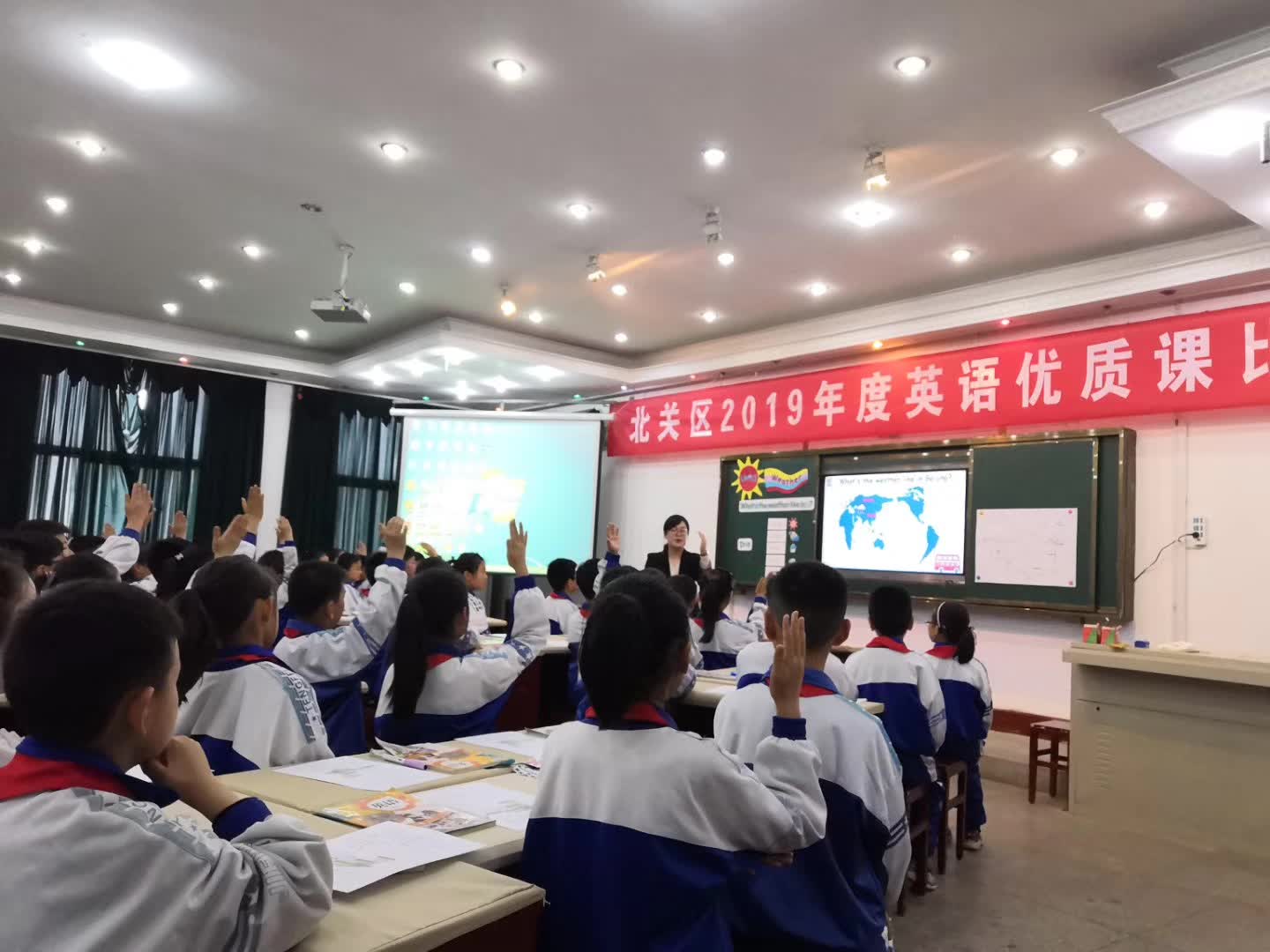 担任北关区2019年度英语优质课比赛评委-23-李建英