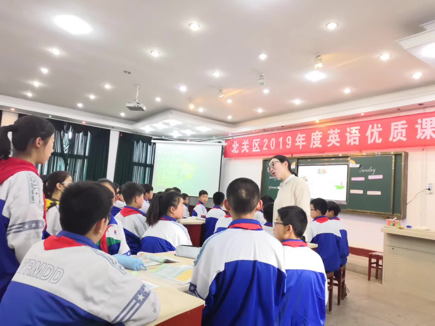 担任北关区2019年度英语优质课比赛评委-17-李建英